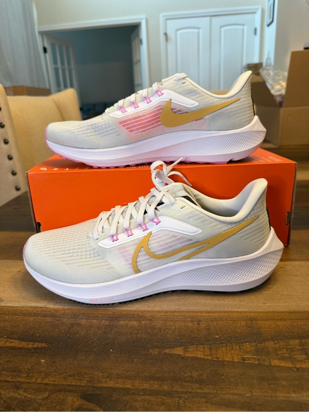 Nike Air Zoom Pegasus 39 Women's Size 10 / Men's Size 8.5